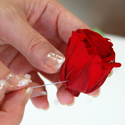【基本テクニック】　バラの“花”にワイヤリングをする方法